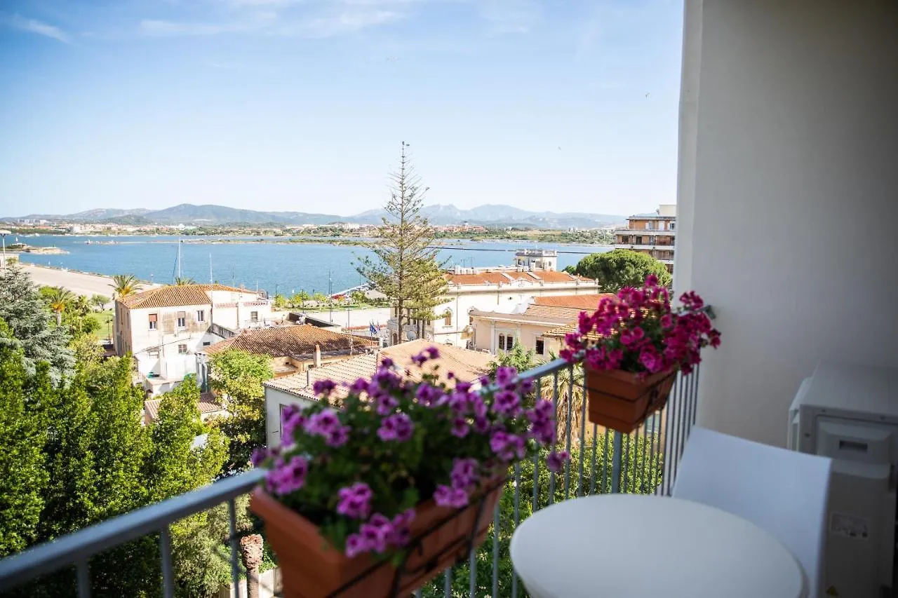 Antares Rooms And Suites Olbia Penzion